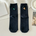 Dicke schwarze Wollsocken mit grüner Blatt- und Giraffenstickerei für den Winter - Giraffe Blatt / Schwarz