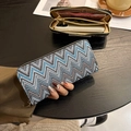 Long zip wallet with tricolor wave pattern knit fabric and spacious inner compartments - Blue