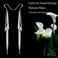 Boucles d'oreilles lis calla plaquées platine avec longues franges en argent - Style Gland Long Calla Lily (8018)