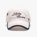 Casquette beige avec broderie Lucky Clover et bordure bleu marine en tissu léger - Blanc Cassé