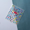 Détail macro de stickers ongles 5D gaufrés avec texture en relief cristal coloré - TS-199