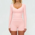 Haut de yoga court rose à manches longues et short de sport taille haute en ensemble fitness - S / Haut Et Bas / Rose Pêche