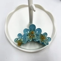 Pinza per capelli a fiore di frangipani blu traslucido con centro giallo - Fiore a cinque petali / 9.5CM / Blu