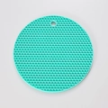 Round turquoise silicone honeycomb heat-resistant placemat with convenient hanging hole - Emerald Green