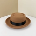 Chapeau canotier classique en laine camel avec ruban gros-grain noir et petit noeud - Réglable M (56-58cm) / Café Clair