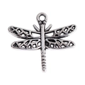 Colgante de libélula plateada vintage de aleación con alas caladas para bisutería DIY - Modelo 36456 (25*23mm) 1g