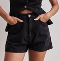 Set estivo da donna con pantaloncini in denim nero a vita alta e tasche laterali - S / Pantaloni Neri
