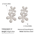 Detailed view of floral stainless steel stud earrings showing dimensions 2.7x1.7cm - Silver (YYE023697-P)