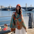 Poncho à capuche ethnique à carreaux orange, bleu et vert pour les voyages - LM0298 Quadrillage Épais - Orange
