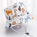 Detalle de sombrero infantil con dibujos de animales de la selva y cordón ajustable - 50cm / Animales de la Selva Blanco (图2)