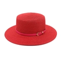 Dettaglio cappello di paglia rosso a cima piatta con cinturino in ecopelle rosa - M(56-58cm) / Rosso
