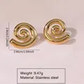 Boucles d'oreilles feuilles dorées en acier inoxydable avec surface ondulée texturée - Grandes Créoles Spirales Ondulées (FYD6113) / Or