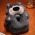 Oreiller de sieste husky en peluche gris foncé avec un design central respirant - 28*30*23cm / Oreiller de Sieste en Forme de V - Husky Rhumé