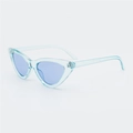 Triangle cat-eye sunglasses with transparent light blue frame and purple gradient lenses - Transparent Blue Frame Ocean Blue Lens