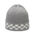 Graue Strickmütze mit weißem Schachbrettmuster im Rippstrick-Design für den Winter - M (56-58cm) / Grau