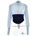 Blauw gestreept damesoverhemd met lange mouwen en donkerblauw korset op een mannequin - S / Blauw