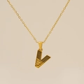 Collier en titane plaqué or avec un pendentif texturé en forme de lettre capitale V - Lettre V