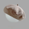 Béret classique en laine marron clair pour femme avec texture feutrée minimaliste - M (56-58cm) / Café Clair