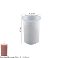 Dettaglio dello stampo cilindrico in silicone a coste con candela rosa e misure - Cilindro a coste a cupola - Corto