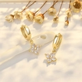 Elegante goldene Kleeblatt-Ohrringe mit funkelndem Zirkonia-Anhänger für Damen - Weißes Zirkonia Kleeblatt / Gold