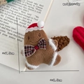 Pluche kerstman peperkoek mannetje haarspeld met rode kerstmuts voor meisjes - Gingerbread Man Haarspeld met Geruite Strik