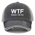 Dettaglio del cappello trucker grigio con slogan WTF e finitura vintage slavata - Taglia unica / Grigio