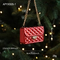 Mini borsa rossa lucida per albero di Natale con chiusura a cuore dorata e catena - Stile Borsa con Catena Trapuntata