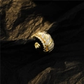 Sparkling gold-plated S925 silver wave ring with pavé zircons on black background - Copper / Yellow Gold (Single)