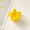 Yellow gradient plumeria hair claw clip made of translucent resin for women's hairstyles - Sunrise Yellow [4cm Mini]