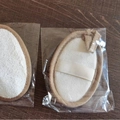 Ovale natuurlijke loofah exfoliërende pad met elastische handband en bruine rand - 12x8cm / Loofah plak (koffierand)