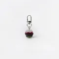Porte-clés mangoustan réaliste avec coque violette et fermoir mousqueton argenté - 58x22mm / Mangoustan Fruit