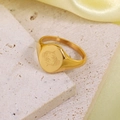 Bague chevalière en acier inoxydable plaqué or 18K avec motif gravé du zodiaque Poissons - Poissons