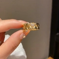Close-up of golden vintage flower heart ring featuring pave-set zircon details - Connected Heart Full Zircon Style - Gold (28#)