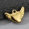 Colgante de corazón de acero inoxidable dorado pulido con alas de ángel para joyería DIY - Color Dorado (KLJ8701-Z)