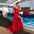 Elegante abito lungo in raso rosso con spacco alto e spalline sottili da cerimonia - Taglia US 2 (S) / Rosso