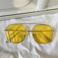 Retro sunglasses with yellow lenses and golden double-bridge metal frame in oversized style - Metal Aviator Yellow