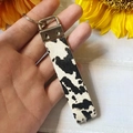 Portachiavi vintage in vera pelle con stampa mucca e anello in metallo argento - Stampa Mucca Bianca e Nera