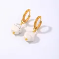 Geometric gold-plated hoop earrings with hexagonal white natural stone pendants - White Howlite Style