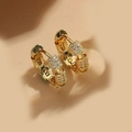 Eleganti orecchini a cerchio a U in oro 18K con pavé di pietre di zircone bianco - Forma a C Pavimentata Lucida / Oro
