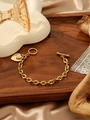 Dettaglio bracciale dorato con ciondolo a cuore, strass e chiusura a levetta OT elegante - Bracciale a Cuore Con Chiusura OT (ZHB1049金)