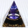 8cm crystal gravel pyramid featuring a purple amethyst sphere and Tai Chi base design - 8cm / 24 Tai Chi