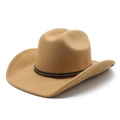 Dettaglio del cappello da cowboy in lana kaki con fascia nera e rivetti dorati vintage - M (56-58cm) / Cammello
