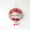 Couronne de Noël avec bonhomme de neige à longues jambes sur base en rotin et signe Merry Christmas - AGHH23-6 Bonhomme de neige à longues jambes
