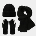 Dettaglio del set invernale in maglia a coste nere con guanti touch e sciarpa lunga - Nero
