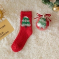 Calcetines de Navidad en forro coral con patrón de árbol en bola de regalo clara - Calcetines + Bola + Lazo (Sin empaquetar) / Árbol de navidad rojo