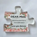 Transparent acrylic puzzle piece plaque for Mother's Day with pink floral and poem - Dear Mom Repaying Style (Q65)
