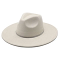 Classic wide brim fedora hat in beige felt with elegant sparkling rhinestone band detail - Beige (Suede)
