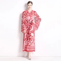 Robe longue imprimée rouge style porcelaine avec col en V et manches chauve-souris fluides - Rouge