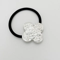 Elastic black hair tie featuring a silver textured clover-shaped alloy ornament - Matte Silver - Textured Clover