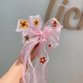 Barrette à nœud en organza rose avec petites fleurs décoratives et bordure ondulée - Rose